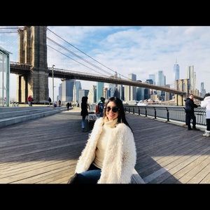 Meet your Posher, Ivelisse